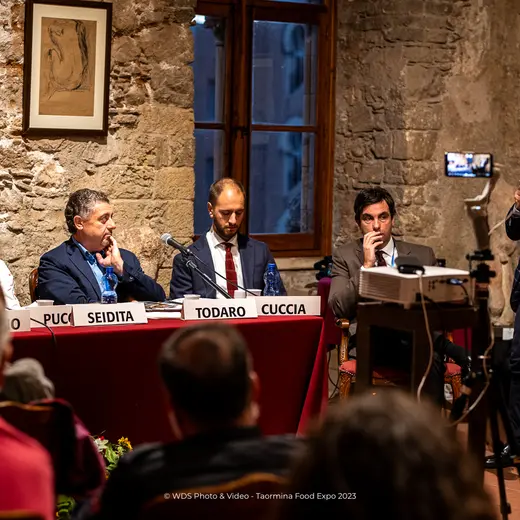 Taormina food expo 2023 - Convegno - Le professioni dell'Accoglienza turistica e la valorizzazione del territorio