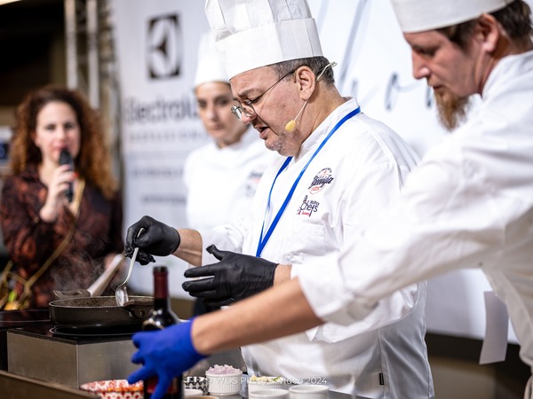 Show Cooking