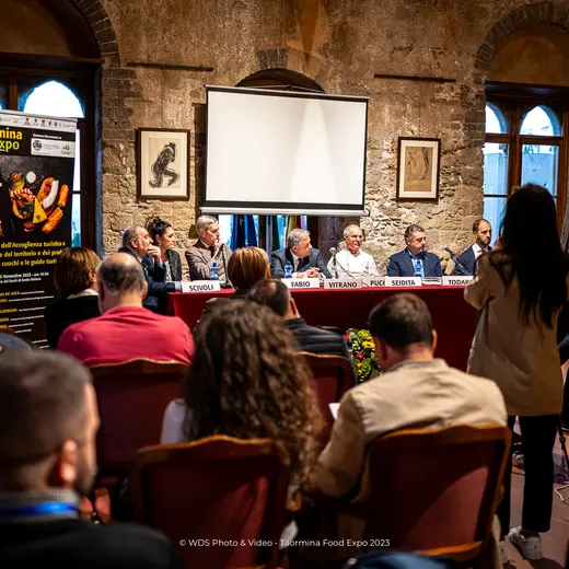 Taormina food expo 2023 - Convegno - Le professioni dell'Accoglienza turistica e la valorizzazione del territorio